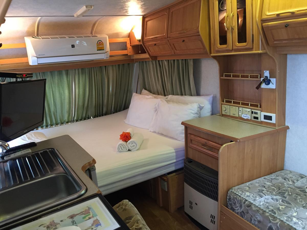 Loft Caravan Resort Хаад Чао Самран Екстериор снимка