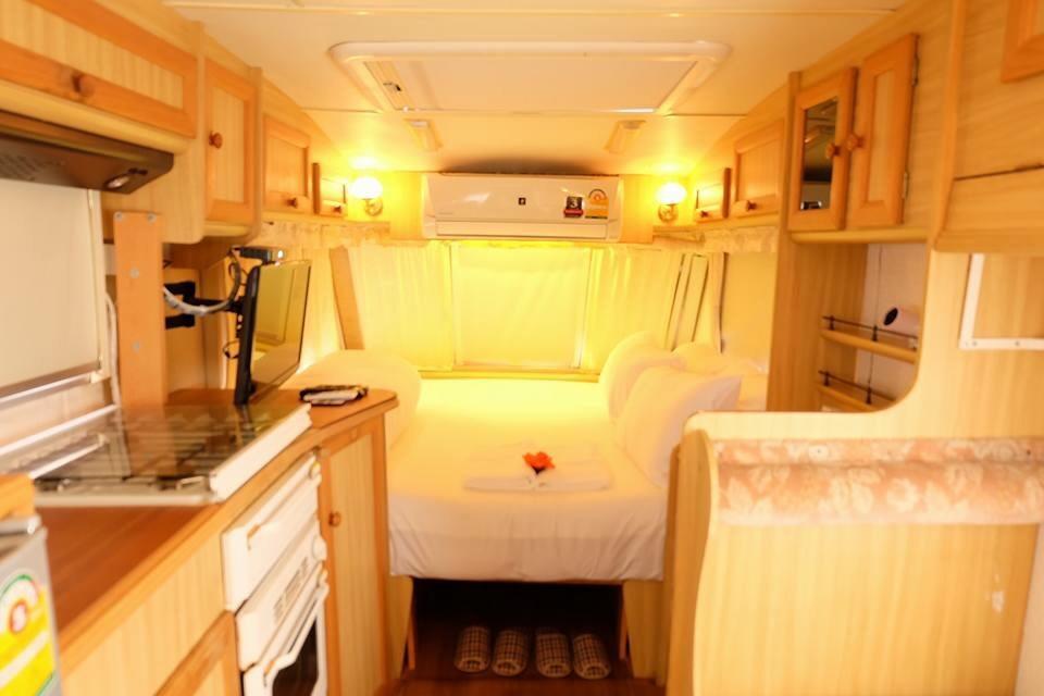 Loft Caravan Resort Хаад Чао Самран Екстериор снимка