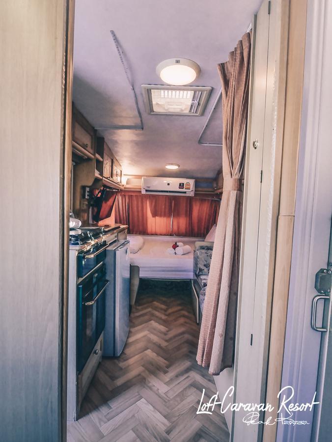 Loft Caravan Resort Хаад Чао Самран Екстериор снимка