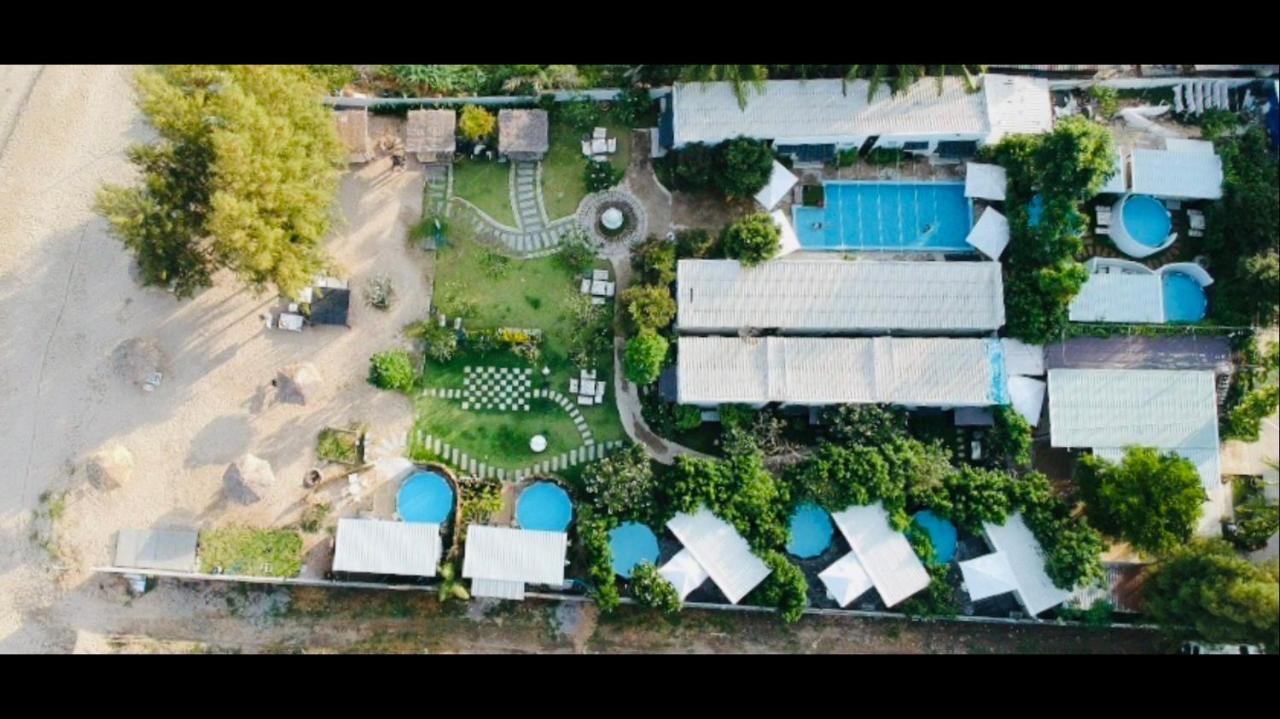 Loft Caravan Resort Хаад Чао Самран Екстериор снимка